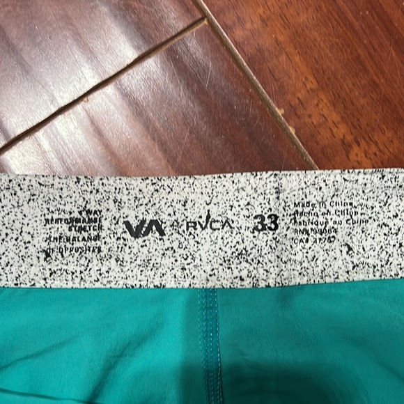 RVCA Boardshorts - Picture 4 of 4